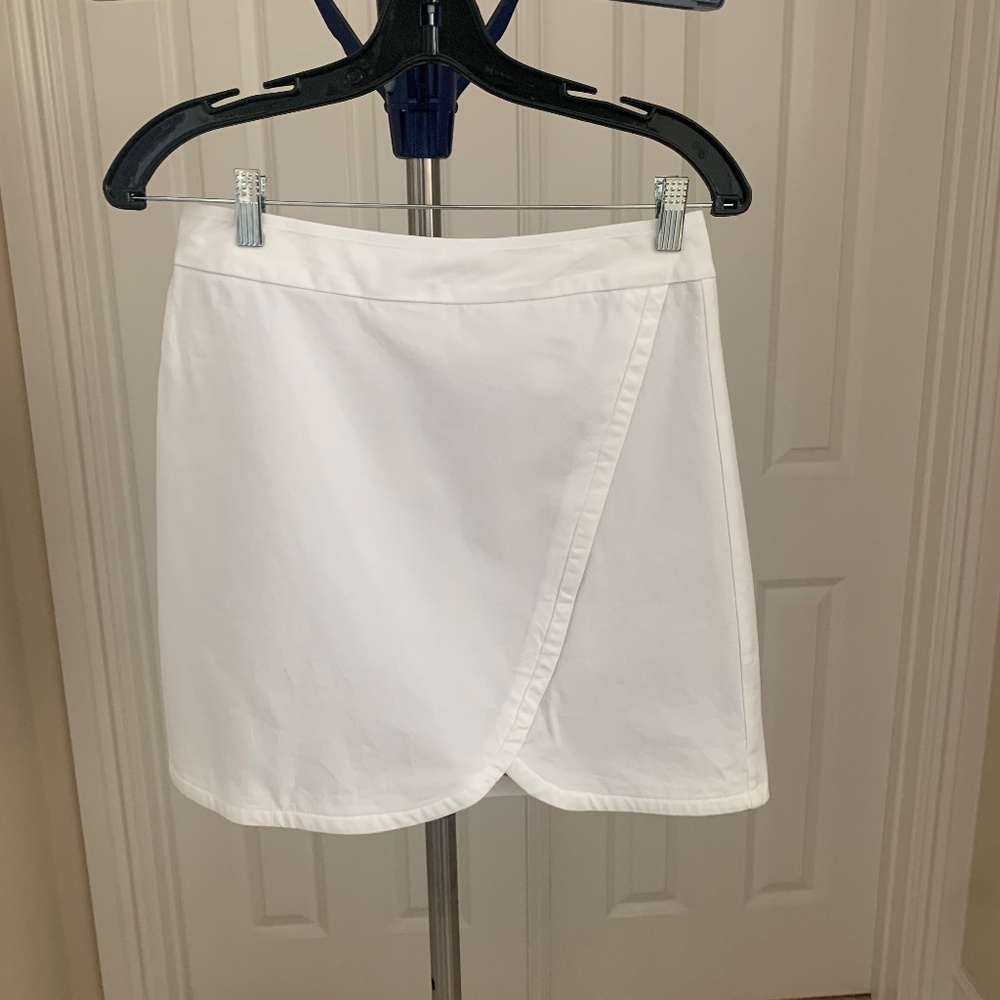 Boston Proper White Skort sz 6